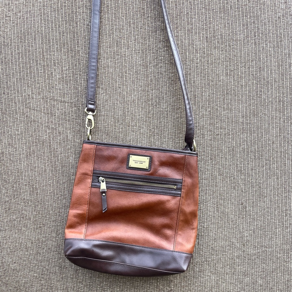 Tignanello Brown Leather Crossbody Bag Multi Zip Pocket - Picture 2 of 14